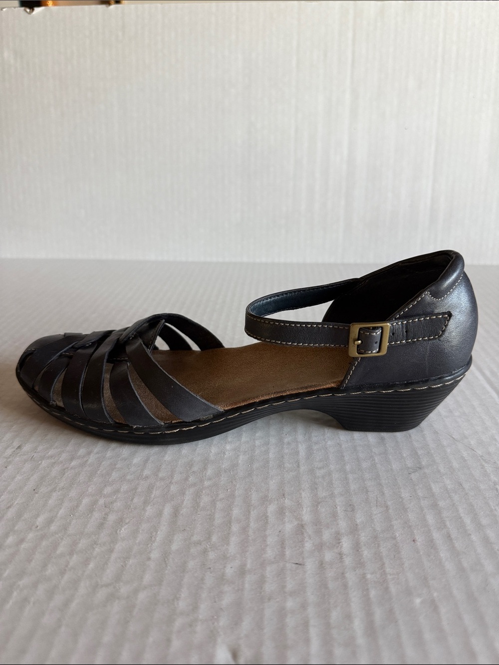 Clark’s Bendables Wendy Land Black Leather Closed Toe Sandals - Picture 3 of 11